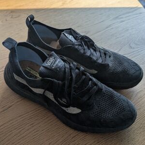 Vans Untra range VR3